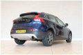 Volvo V40 Cross Country - 1.6 T4 Ocean Race * Zeer complete & unieke Cross Country / Navi / leder / - 1 - Thumbnail