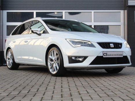 Seat Leon ST - 1.4 EcoTSI FR 150 PK Pano/Navi/Trekhaak - 1