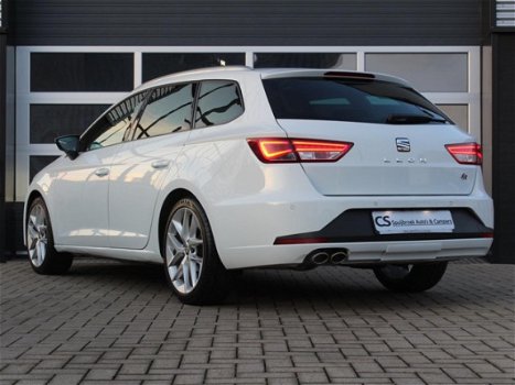 Seat Leon ST - 1.4 EcoTSI FR 150 PK Pano/Navi/Trekhaak - 1