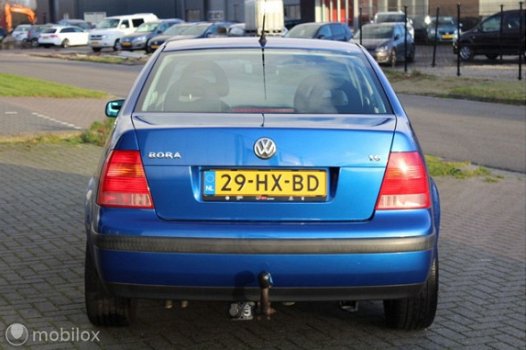 Volkswagen Bora - 1.6-16V Comfort Elec ramen airco trekhaak - 1