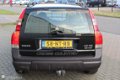 Volvo XC70 - 2.4 D5 cruise, airco, stoelverwarming, leer - 1 - Thumbnail