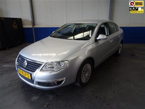 Volkswagen Passat - 1.9 TDI Comfl. BlueM - 1