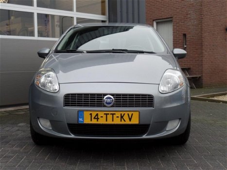 Fiat Grande Punto - 1.4 Dynamic Automaat Climatecontrol 58.000km Goed onderhouden - 1