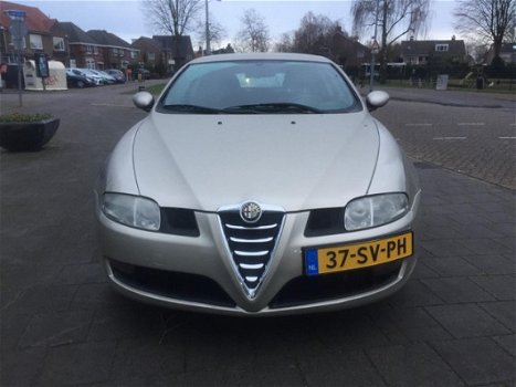 Alfa Romeo GT - 1.8 T.Spark Progression - 1