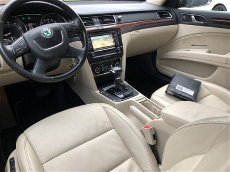 Skoda Superb Combi - 1.8 TSI DSG Elegance Business Line - 1