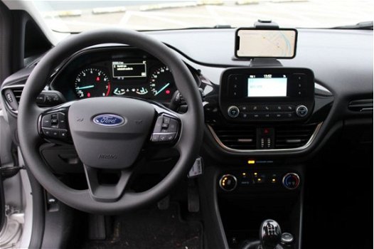 Ford Fiesta - 1.1 Trend | Lichtmetalen velgen | Park. Sens - 1