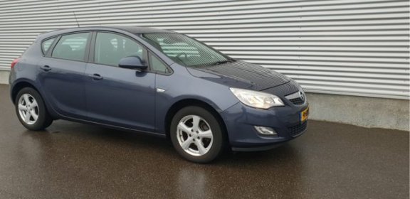 Opel Astra - 1.4 Edition Clima - 1