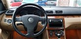 Volkswagen Passat Variant - 1.6 FSI Highline Airco/Clima Cruise Control - 1 - Thumbnail
