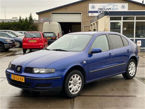 Seat Leon - 1.6-16V Stella/Airco/Stuurbkr/Nieuwe APK - 1