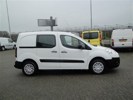 Peugeot Partner - 1.6 HDI 55KW 75PK AIRCO/ ORIGINEEL AUDIO/ SCHUIFDEUR/ 100% DEALE - 1