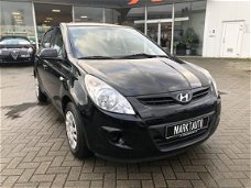 Hyundai i20 - 1.2i Business Edition Airco Elektrische ramen Aux Usb