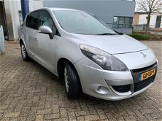 Renault Scénic - 1.5 dCi Dynamique Bj 2010 Navi