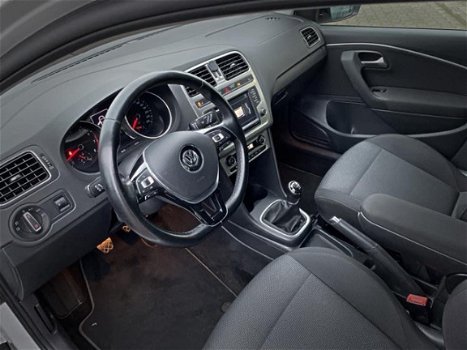 Volkswagen Polo - 1.2 TSI Highline R-LINE *NAVIGATIE-43.000KM-NIEUWSTAAT - 1