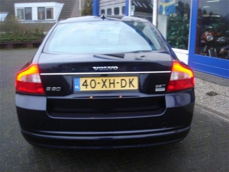 Volvo S80 - 2.5T MOMENTUM, AUT, LEDER, NAVI, 1E EIG, ORG.NL, TOPSTAAT - 1