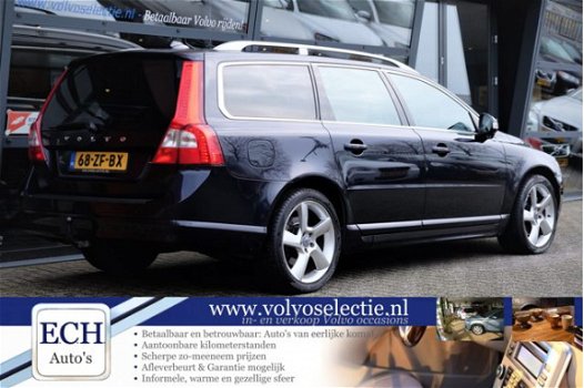Volvo V70 - D5 AWD 185 pk Summum Automaat, Driver Support, Leer, Xenon, Navi, Stoelverwarming - 1