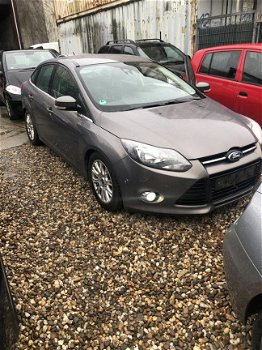 Ford Focus - 1.6 EcoBoost Lease Titanium - 1