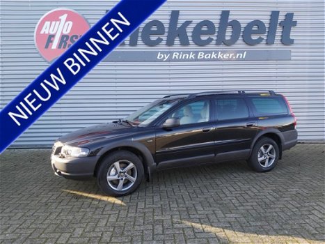 Volvo XC70 - 2.5 T Automaat d.blauw/zwart metallic Mooie auto - 1