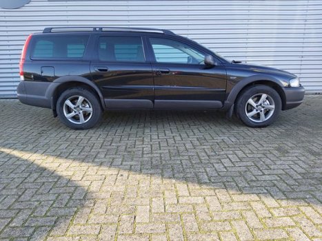 Volvo XC70 - 2.5 T Automaat d.blauw/zwart metallic Mooie auto - 1