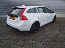 Volvo V60 - 2.0 D4 R-Design