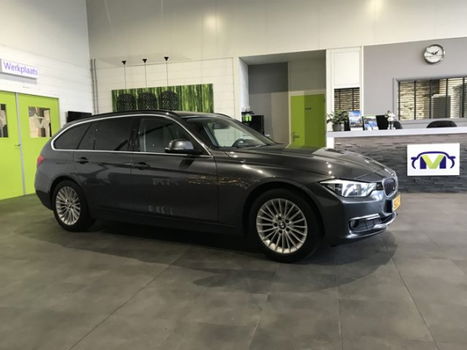 BMW 3-serie Touring - 318d Business Luxury Airco ECC | Navigatie | Stoelverwarming | Elektrische kle - 1