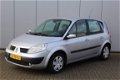 Renault Scénic - Scenic 1.6-16V BUSINESS LINE - 1 - Thumbnail