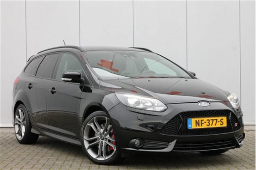 Ford Focus Wagon - 2.0 EcoBoost ST-3 250PK VOL OPTIES - 1