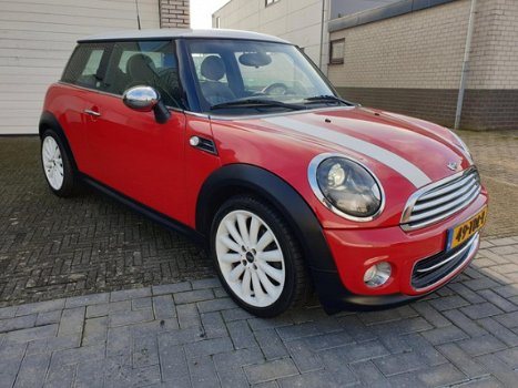 Mini Mini Cooper - 1.6 10 Years II Leder Navi 1e Eigenaar - 1