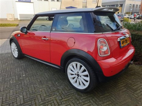 Mini Mini Cooper - 1.6 10 Years II Leder Navi 1e Eigenaar - 1