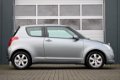 Suzuki Swift - 1.5 GLS Automaat Airco/Stuurbekrachtiging/Elek.Ramen/C.V./PDC/LM.Velgen/139.605km - 1 - Thumbnail