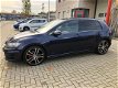 Volkswagen Golf - 2.0 TDI GTD s&s/pano/leder/xenon/led/navi/dynaudio/bomvol opties - 1 - Thumbnail