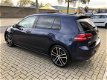 Volkswagen Golf - 2.0 TDI GTD s&s/pano/leder/xenon/led/navi/dynaudio/bomvol opties - 1 - Thumbnail