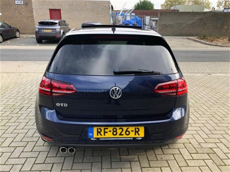 Volkswagen Golf - 2.0 TDI GTD s&s/pano/leder/xenon/led/navi/dynaudio/bomvol opties - 1