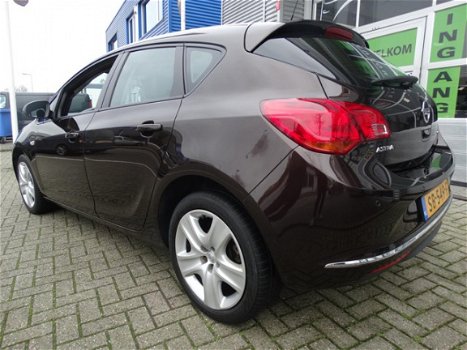 Opel Astra - 1.4 Cosmo Airco Cruise PDC * 92.920km - 1
