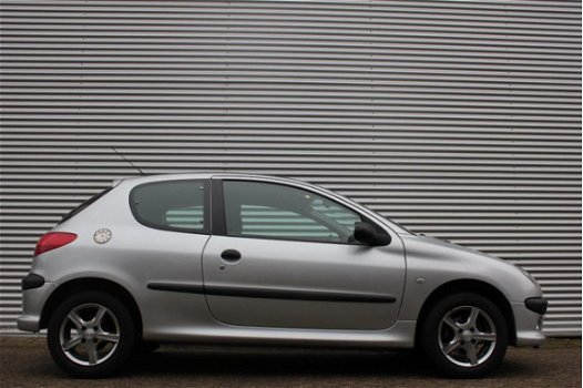 Peugeot 206 - 1.4 XS / / ELEK. PAKKET / SPORTSTOELEN - 1