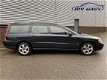 Volvo V70 - 2.4 Edition II | LEDER | PDC VOOR+ACHTER | GEEN AFLEVERKOSTEN - 1 - Thumbnail