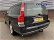 Volvo V70 - 2.4 Edition II | LEDER | PDC VOOR+ACHTER | GEEN AFLEVERKOSTEN - 1 - Thumbnail