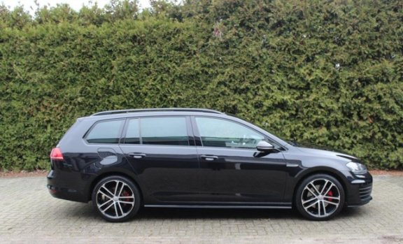 Volkswagen Golf - 2.0 TDI GTD Acc-Navi-Panorama-Automaat - 1