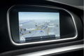 Volvo V40 - 1.6 D2 Momentum Sport (NAVIGATIE, DIGITAL COCKPIT, TELEFOON, SPORTSTOELEN, PARKEERSENS, - 1 - Thumbnail