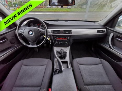 BMW 3-serie Touring - 320i Airco/El.ramen/6bak/PDC/APK - 1