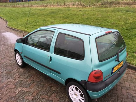 Renault Twingo - 1.2 Prima auto, nette staat, weinig kms. - 1