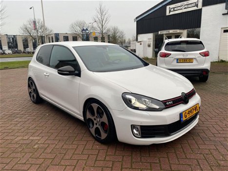 Volkswagen Golf - 2.0 GTI Automaat DSG Leer_stoelver_Dealer onderhouden - 1