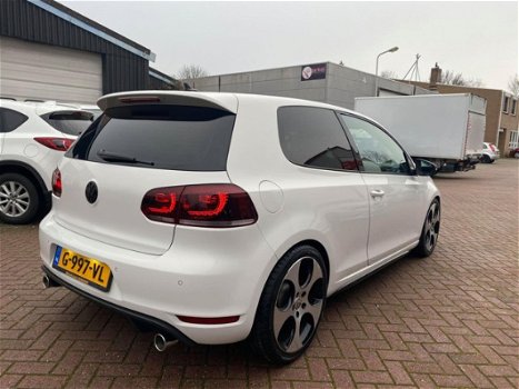 Volkswagen Golf - 2.0 GTI Automaat DSG Leer_stoelver_Dealer onderhouden - 1