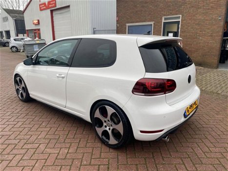 Volkswagen Golf - 2.0 GTI Automaat DSG Leer_stoelver_Dealer onderhouden - 1