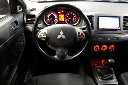 Mitsubishi Lancer Sports Sedan - 1.8 Intense Nap.Navi.LPG.Xenon.Kenwood Surround set.Clima - 1