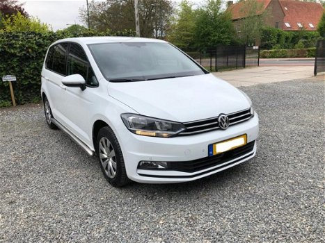 Volkswagen Touran - 2.0 TDI DSG nw model 2016 wit - 1