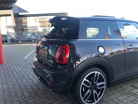 Mini Mini Cooper - 2.0 S Serious Business EINDEJAARSAANBIEDING - 1