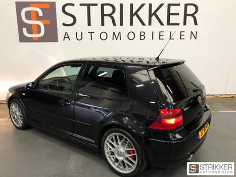 Volkswagen Golf - GTI 25 jaar editie GOLF; 132 KW - 1