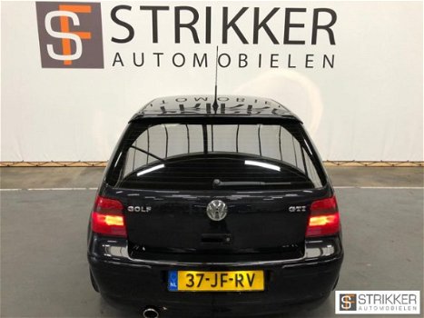 Volkswagen Golf - GTI 25 jaar editie GOLF; 132 KW - 1