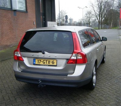 Volvo V70 - 2.0D Momentum Leder Navigatie 3650EX.BPM - 1