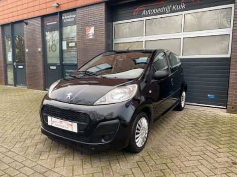 Peugeot 107 - 1.0 Access Accent airco 5 deurs lage km stand - 1